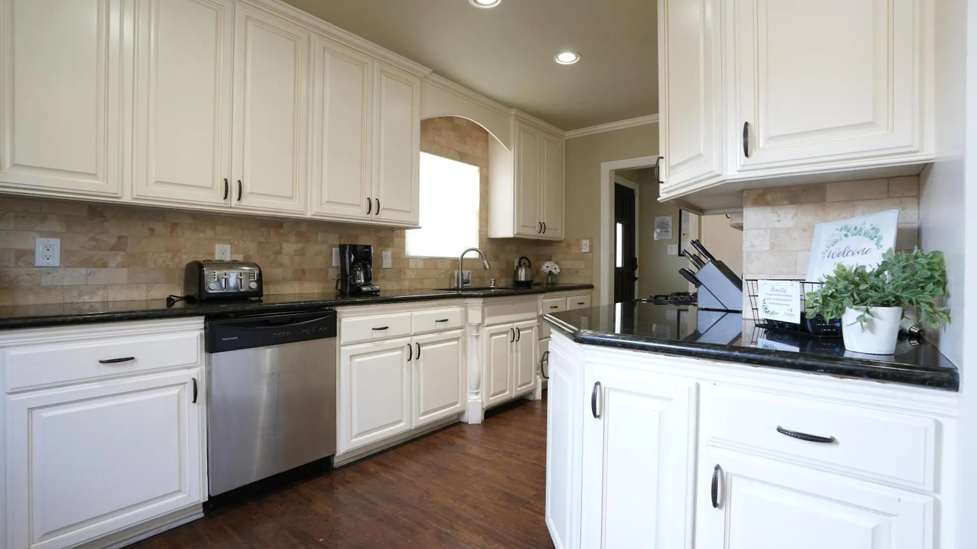 Сasa de vacaciones Classy 4 Bedroom 3 Bath Pool Home 3/4 Mile Walk To Disney Anaheim Estados Unidos